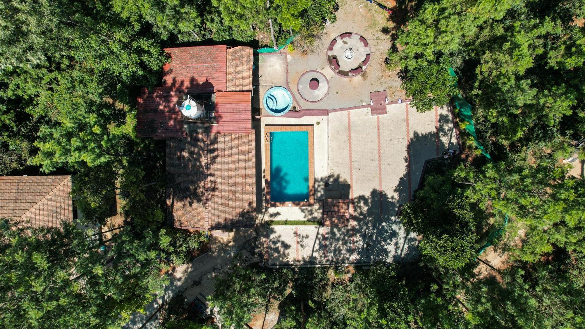 Silver Springs Homestay Chickmagalur จิกมากาลูร์ ภายนอก รูปภาพ